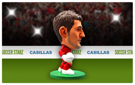   Soccerstarz Real Madrid Iker Casillas Home Kit /Figures (75614)
