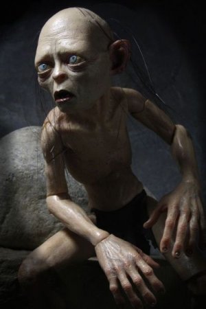     Lord Of The Rings 12 1/4 Scale Figure Smeagol (Neca)