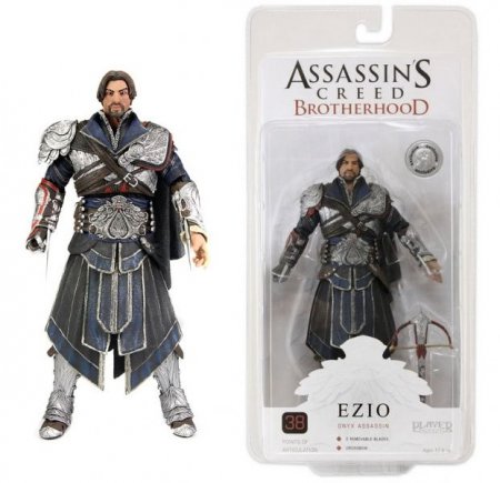        Assassin's Creed   (Brotherhood) 7 Ezio Onyx Costume UnHooded (Neca)