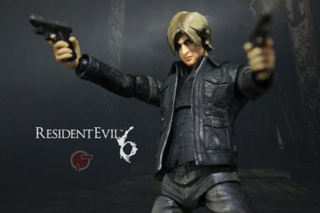  Resident Evil 6 Play Arts Kai Leon S. Kennedy