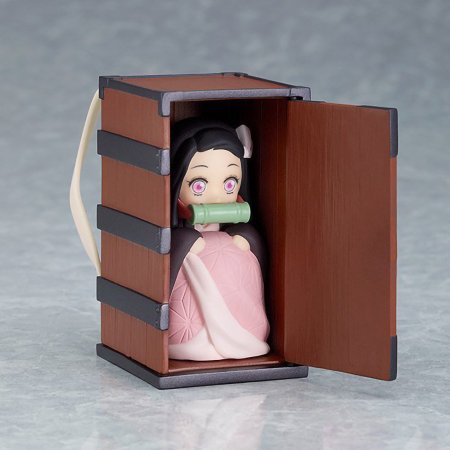 Фигурка Good Smile Company Figma: Незуко Камадо (Nezuko Kamado DX Edition) Клинок рассекающий демонов (Demon Slayer Kimetsu no Yaiba) (4545784067185) 13 см