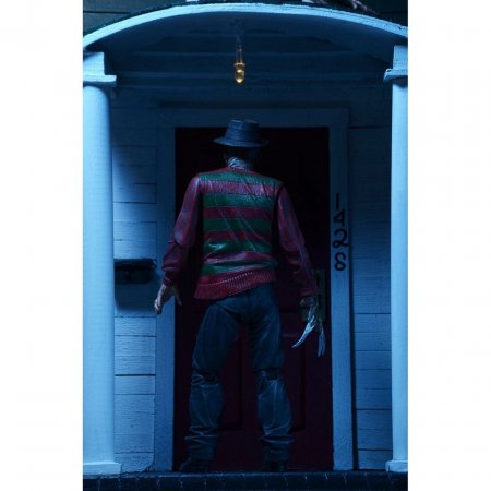  NECA:     (Nightmare on Elm Street)   (Ultimate Freddy Krueger) (39759) 17 