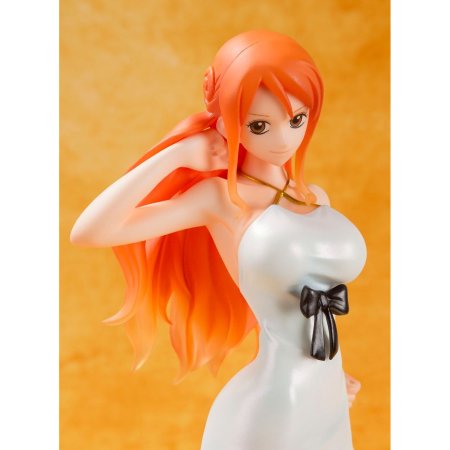 Фигурка Bandai Tamashii Nations Figuarts ZERO: Нами золотая версия (Nami Gold Ver.) Ван-Пис Фильм (One Piece Film) (4549660087526) 15 см
