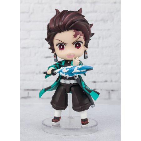 Фигурка BANDAI Figuarts Mini: Танджиро Камадо Водное Дыхание (Tanjiro Kamado Water Breathing) Клинок, Рассекающий Демонов: Кимэцу-но Яиба (Demon Slayer: Kimetsu no Yaiba) (4573102621269) 9 см