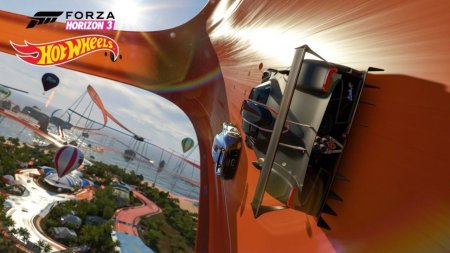 Игровая приставка Microsoft Xbox One S 500Gb Eur Белая + Forza Horizon 3 + DLC Hot Wheels + 6 месяцев Xbox Live 