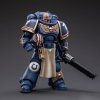  JoyToy:   1:18 (Lieutenant Horatius 1:18)  40K   (Warhammer 40K Ultramarines Primaris) (JT3037) 12   