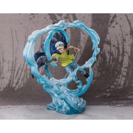 Фигурка Bandai Tamashii Nations Figuarts ZERO: Трафальгар Д. Ватер Ло (Trafalgar Law) Ван-Пис Битва монстров на Онигасиме (One Piece Battle of Monster on Onigashima) (BTM348) 24 см