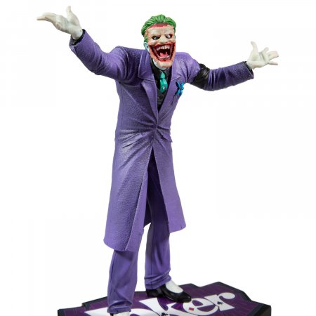   McFarlane Toys DC Direct:     (The Joker Purple Craze The Joker By Greg Capullo)    (The Joker Purple) (0787926302073) 18   