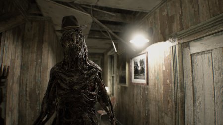 Resident Evil 7 Biohazard Gold Edition (Game-Key Card) Русская Версия (Switch 2)