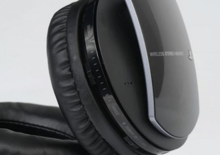   Sony Pulse Wireless Stereo Headset Elite Edition 7.1- ,  (PS Vita)  Sony PlayStation Vita