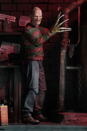  NECA:  (Ultimate Freddy)     2:   (Nightmare On Elm Street Part 2) (39899) 18 