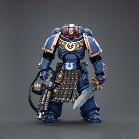  JoyToy:  -   1:18 (Intercessor Veteran Sergeant Brother Aeontas 1:18)  40K  (Warhammer 40K Ultramarines) (JT4386) 12,1   