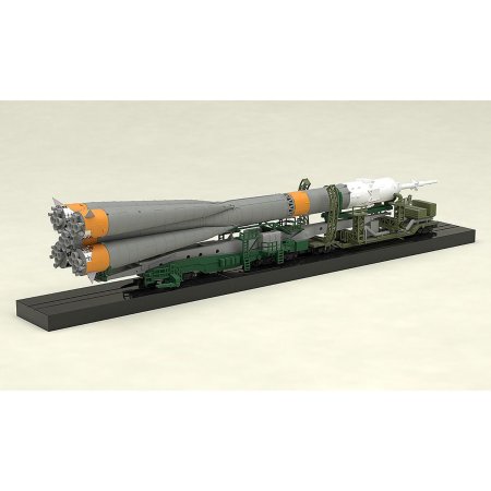  Сборная модель корабля Good Smile Company: Ракета-носитель "Союз" и транспортный поезд (Soyuz Rocket & Transport Train (2nd re-run)) (4580416933674) 32 см