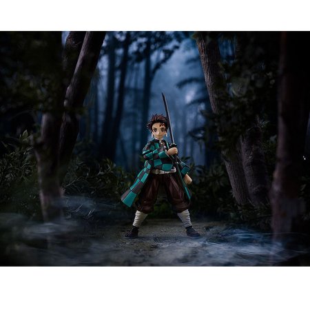 Фигурка Good Smile Company Figma: Тандзиро Камадо (Tanjiro Kamado) Клинок, рассекающий демонов (Demon Slayer: Kimetsu no Yaiba) (4545784067000) 13,5 см 
