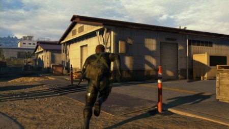 Metal Gear Solid 5 (V): The Phantom Pain ( )   (Xbox 360) USED /