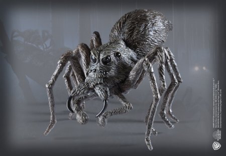  The Noble Collection:   (Spider Aragog)   (Harry Potter) 18,5  