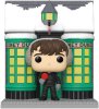 Фигурка Funko POP! Deluxe: Хогсмид Невилл Долгопупс и Сладкое королевство (Hogsmeade Neville Longbottom w/Honeydukes) Гарри Поттер (Harry Potter) ((155) 65647) 20 см