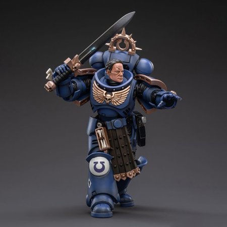  JoyToy:   1:18 (Lieutenant Amulius 1:18)  40K   (Warhammer 40K Ultramarines Primaris) (JT3044) 12   