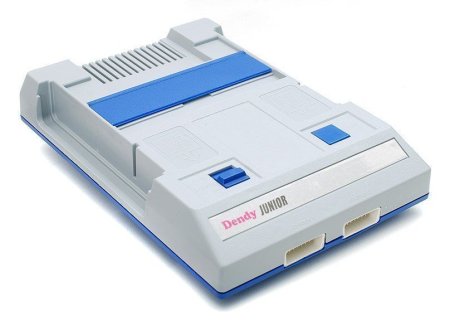 Игровая приставка 8 bit DENDY Junior (195 в 1) + 195 встроенных игр + 2 геймпада (форма Sega) + пистолет (Серая) для 8 bit, Денди (Dendy)