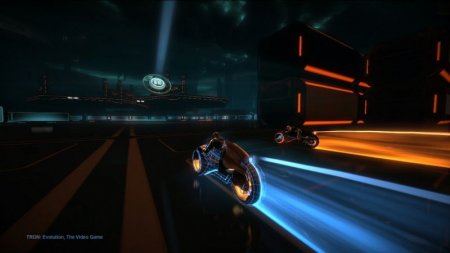   :  (Tron Evolution)   CLU c  Move   (PS3)  Sony Playstation 3