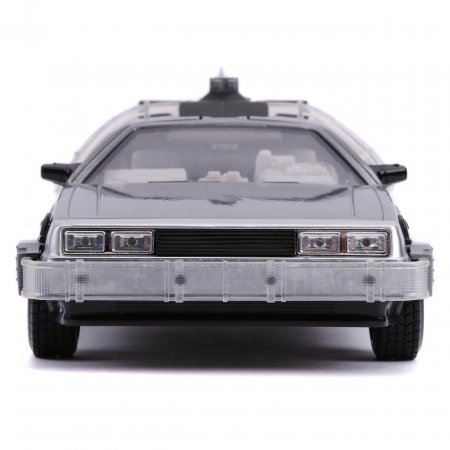   Jada Toys Hollywood Rides:   (Time Machine)    2 (Back to the Future 2) (31468) 1:24 