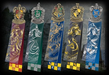  Набор закладок The Noble Collection: Гербы Факультетов (Coats of arms of Faculties) Гарри Поттер (Harry Potter) (5 шт) 17 см