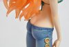 Фигурка персонажа Nami в купальнике и джинсках из аниме One Piece