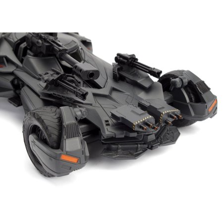 Модель машинки с фигуркой Jada Toys Justice League: Бэтмобиль Лига справедливости Зака Снайдера (Batmobile Justice League) (99231) + Фигурка Бэтмен (Batman) (99232) 7 см (99229) 1:24 