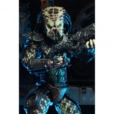  NECA:   (Scout Predator Ultimate)  (Predator) (51587) 18 