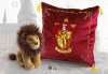  Мягкая игрушка The Noble Collection: Талисман Гриффиндора "Лев" (Gryffindor Mascot "Lion") Гарри Поттер (Harry Potter) 22 см + Подушка 34 см