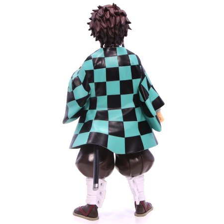 Фигурка Banpresto: Танджиро Камадо (Tanjiro Kamado) Клинок, рассекающий демонов (Demon Slayer: Kimetsu No Yaiba) (BP17622P) 24 см 