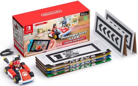 Mario Kart Live: Home Circuit Набор Марио (Mario Set) (Switch)