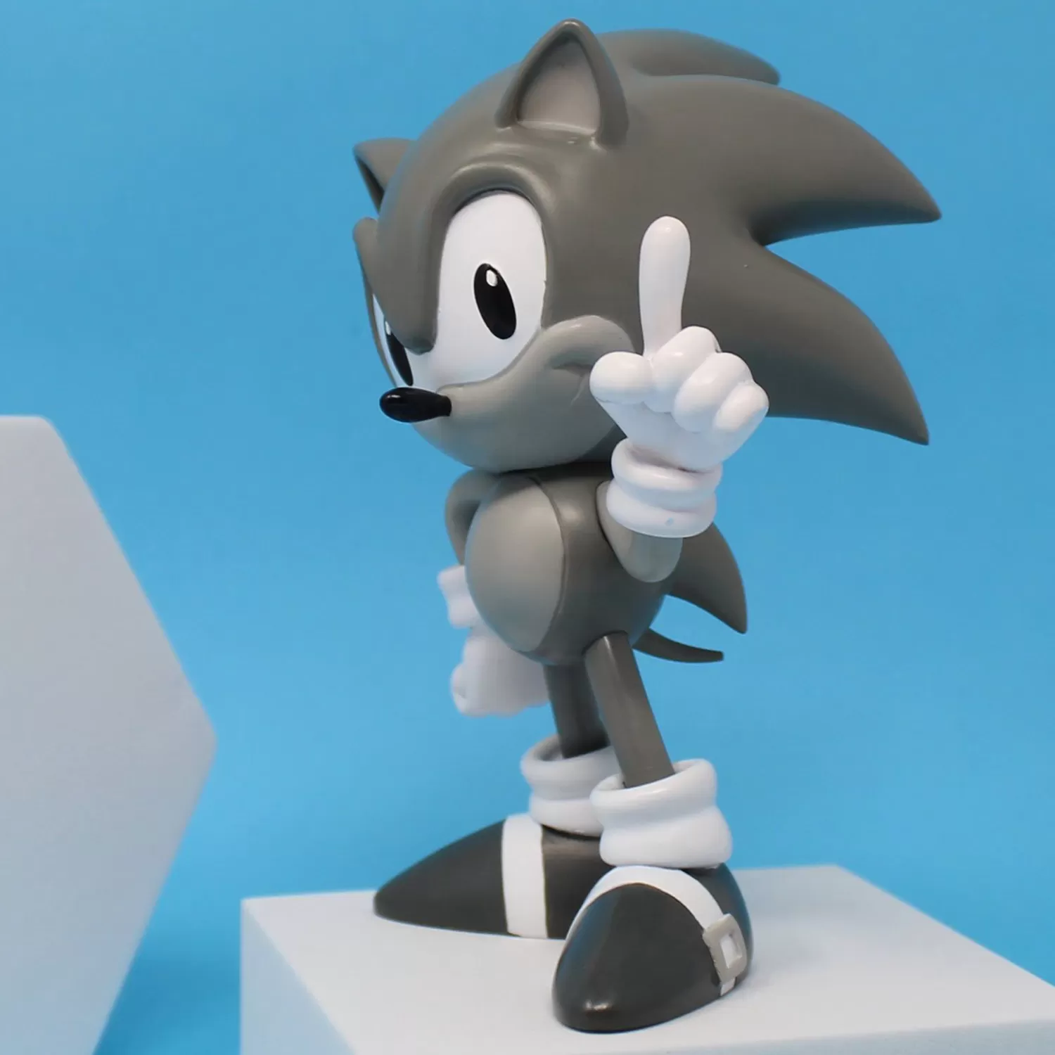 Фигурка Neamedia Icons: Еж Соник Серый (Sonic the Hedgehog Grey) 13 см  купить в Москве по цене 3 920 р в каталоге интернет магазина «NextGame» -  характеристики, сравнение, описание, скидки, доставка