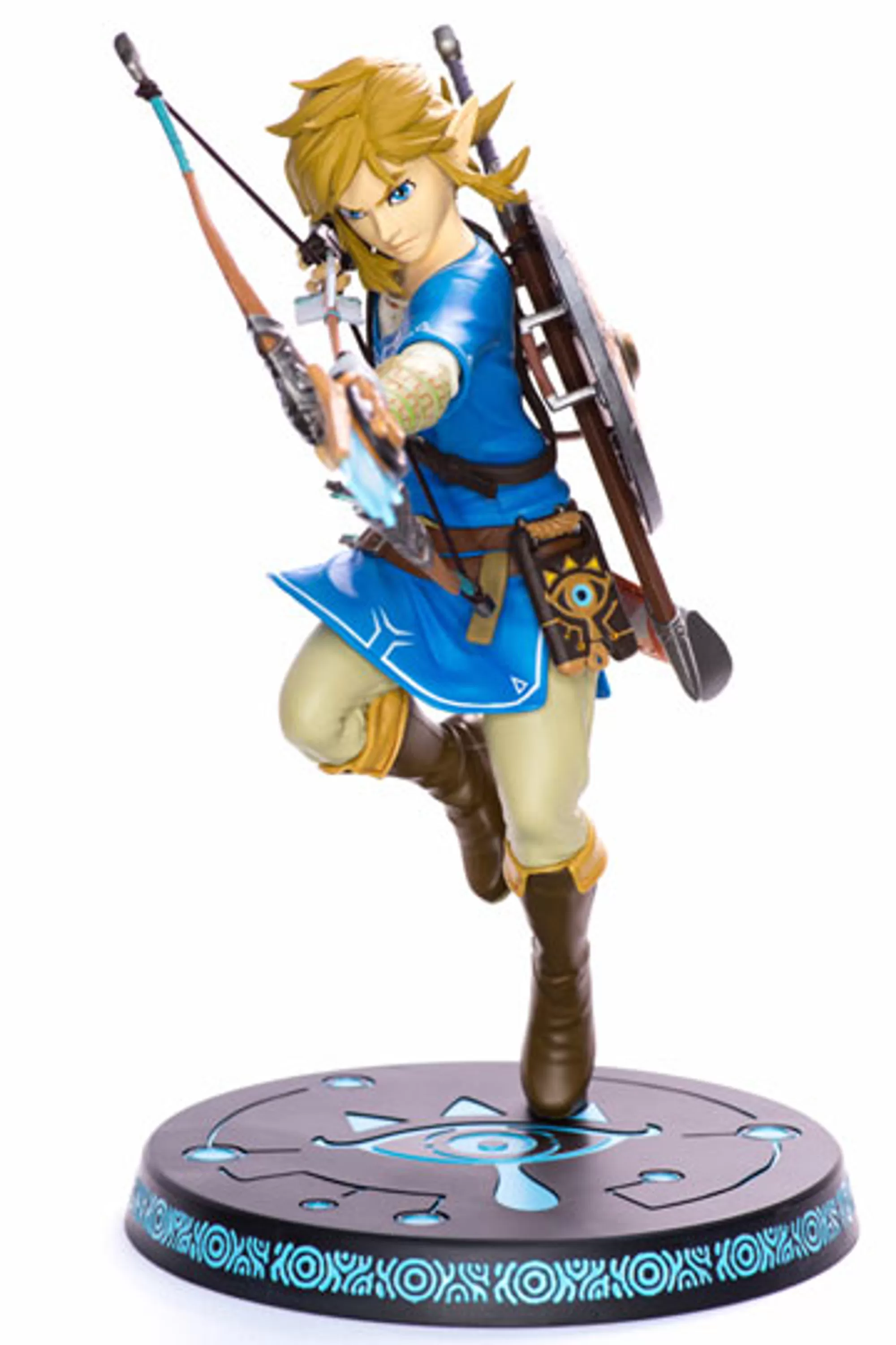 Фигурка First 4 Figures: Линк (Link) Легенда о Зельде: Дыхание Дикой  Природы (The Legend of Zelda Breath Of the Wild) (5060316620830) 25 см