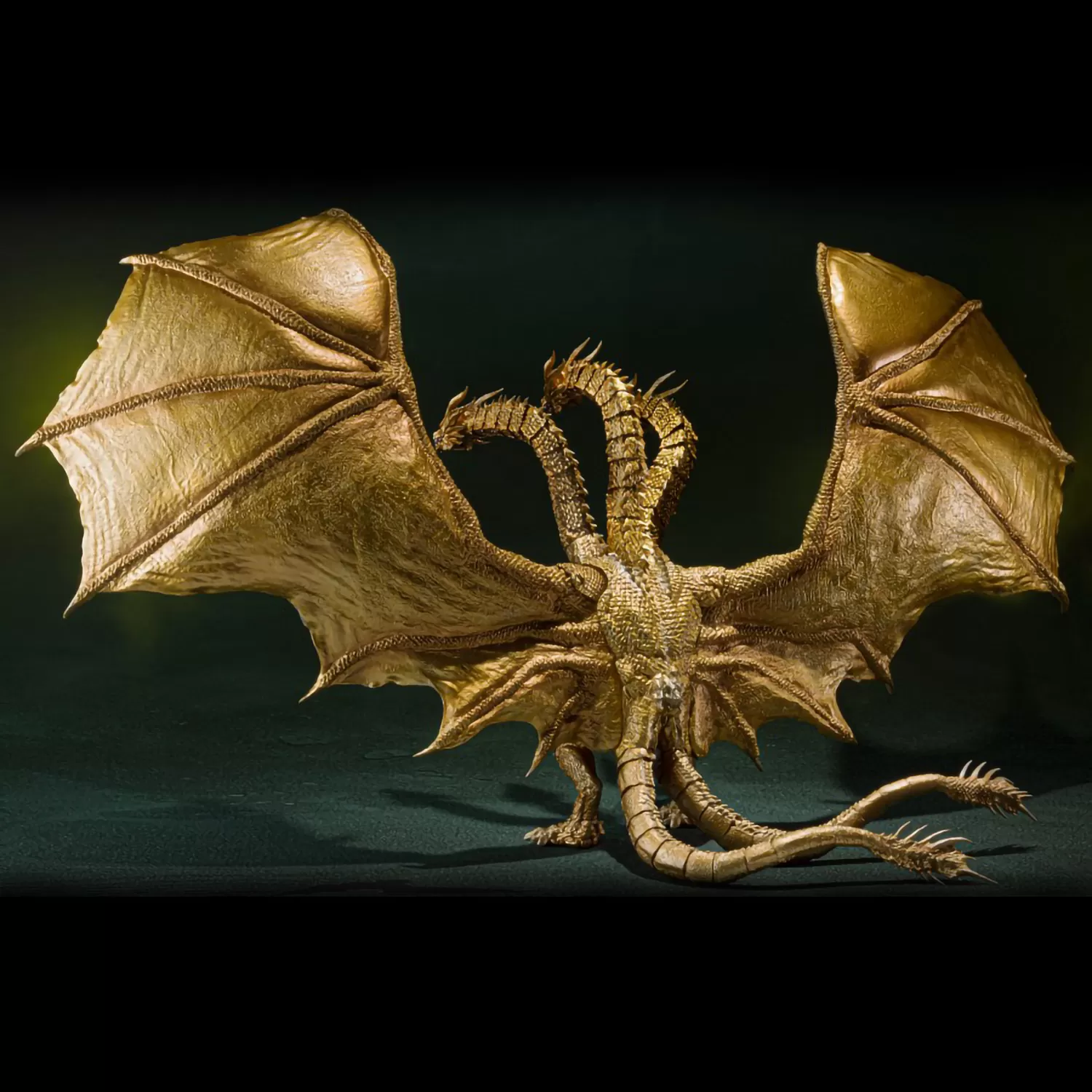 Фигурка Bandai S.H.MonsterArts: Кинг Гидора 2019 Особый цвет Вер. (King  Ghidorah (2019) Special Color Ver.) Годзилла (Godzilla) (587473) 25 см  купить в Москве по цене 6 420.00 р в каталоге интернет магазина «